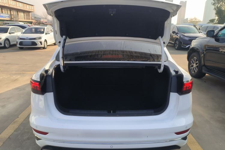 Used Geely Auto Emgrand 2022 4th Generation 1.5L CVT Luxury Model