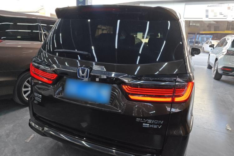 Used Honda Elysion 2022 2.0L eHEV Prestige Edition
