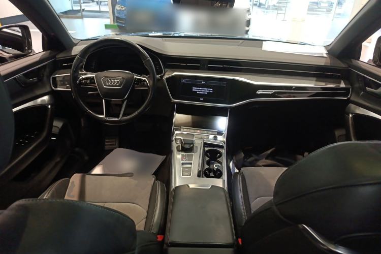 Used Audi A6L 2022 40 TFSI Luxury Dynamic Model
