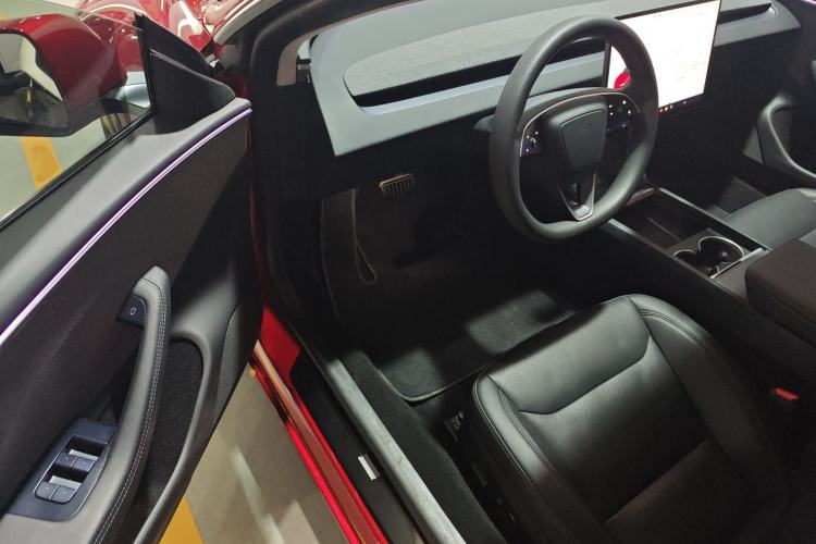 Used Tesla Model 3 2023 Rear-Wheel-Drive Version
