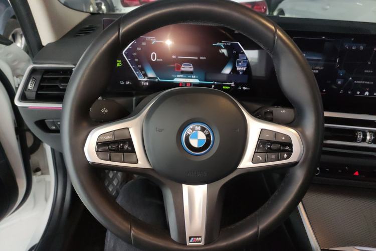 Used BMW i3 2023 eDrive 40 L Midnight Edition
