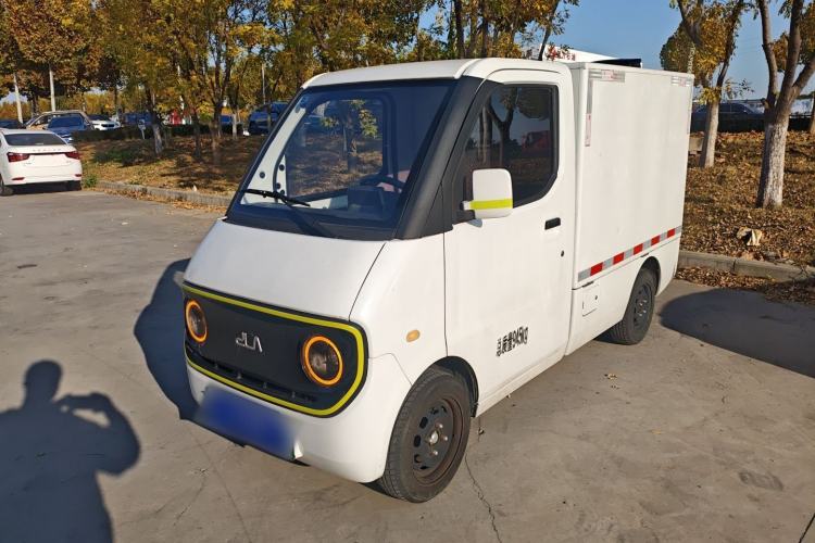Used  D01 2023 Van Standard Version
