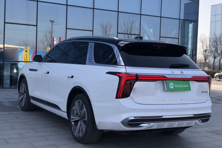 Used Hongqi E-HS9 2022 660 km Range Flagway Edition Six Seats
