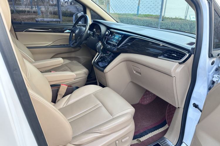 Used Buick GL8 2018 ES 28T Luxury Model China VI Standard
