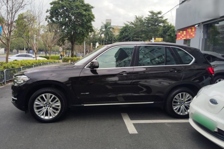 Used BMW X5 2014 xDrive35i Luxury Model
