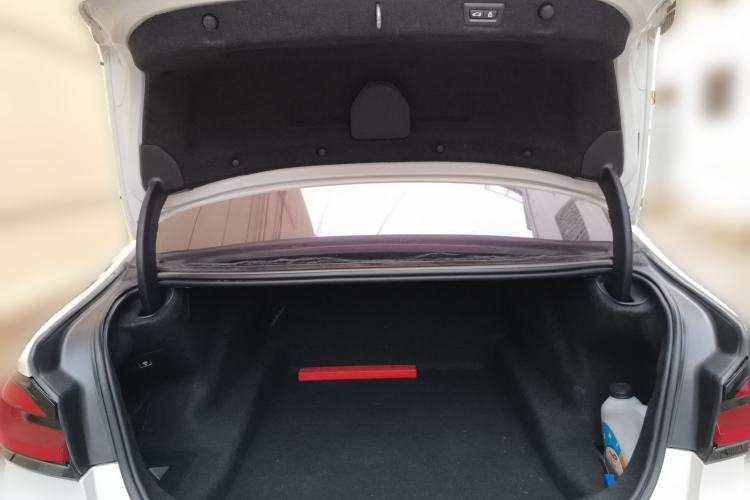 Used BMW 5 Series 2018 530Li Leading Model M Sport Package
