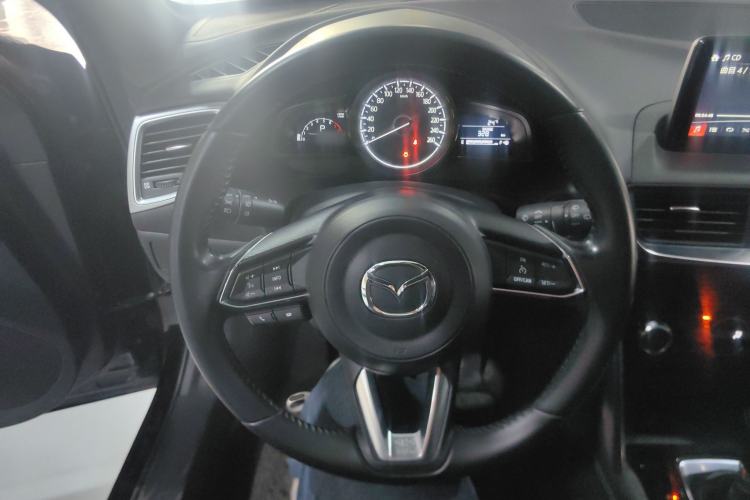 Used Mazda CX-4 2018 2.0L Automatic Two-Wheel Drive Blue Sky Premium Upgrade Version China VI Standard