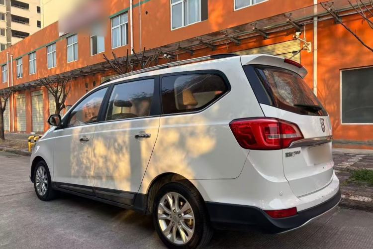 Used Baojun 730 2016 1.5L Manual Comfort Version 7 Seats China V Emission Standard
