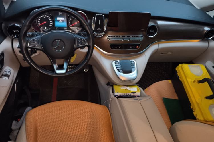 Used Mercedes-Benz V-Class 2020 V 260 L Long-wheelbase Luxury Edition