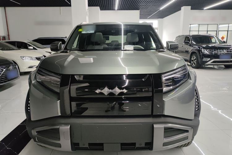 Used Formula Leopard Titanium 3 2025 501 km Range Rear-Wheel Drive Intelligent Driving Max Edition
