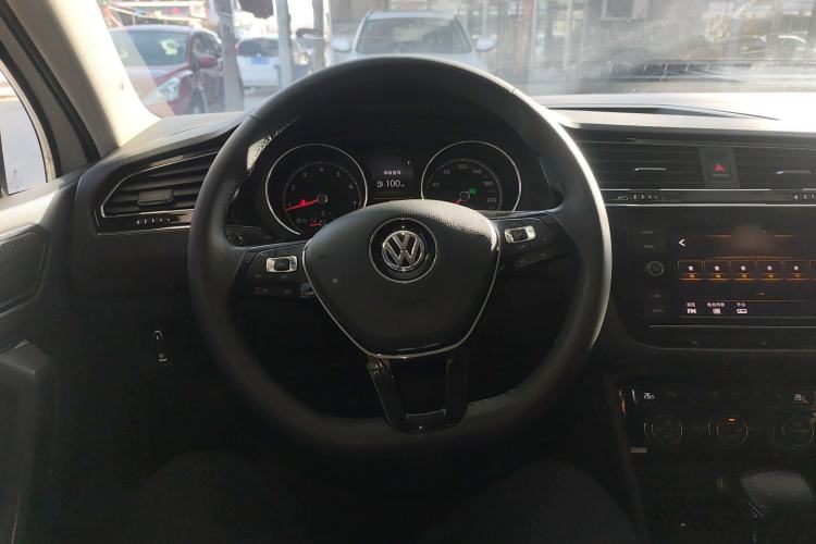 Used Volkswagen Tiguan L 2018 Facelift 330TSI Automatic Two-Wheel Drive Luxury Edition