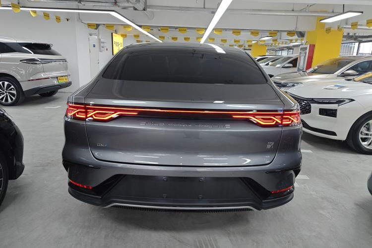 Used BYD Han 2022 DM-i 121KM Prestige Model