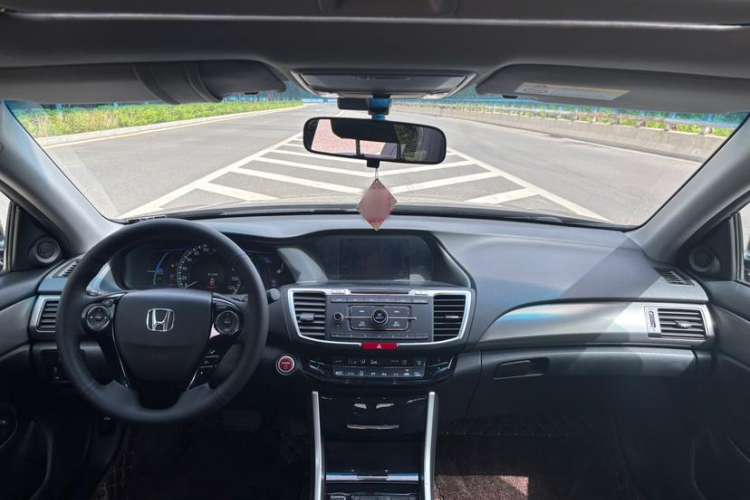 Used Honda Accord 2016 Hybrid 2.0L Sharp Edition
