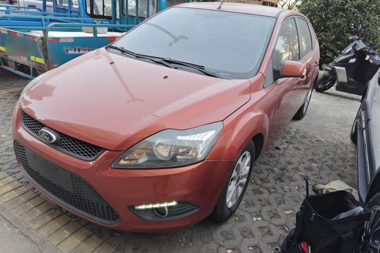 Used Ford Focus 2013 Hatchback Classic 1.8L Automatic Base Model
