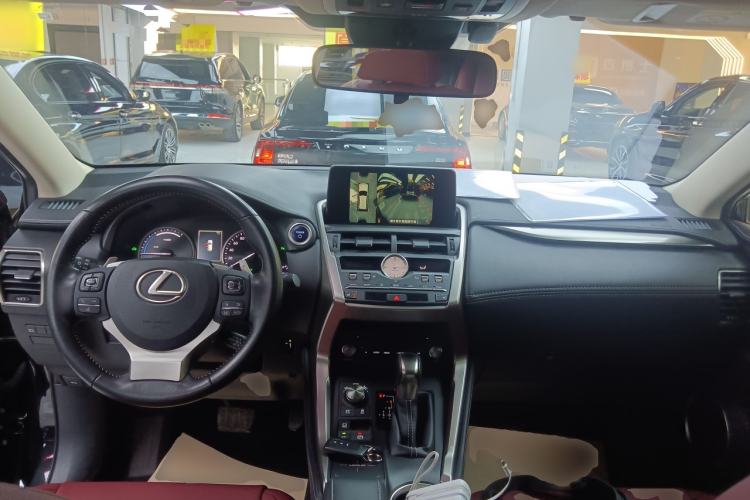 Used Lexus NX 2020 300h Front-Drive FENGSHANG Version China VI Standard
