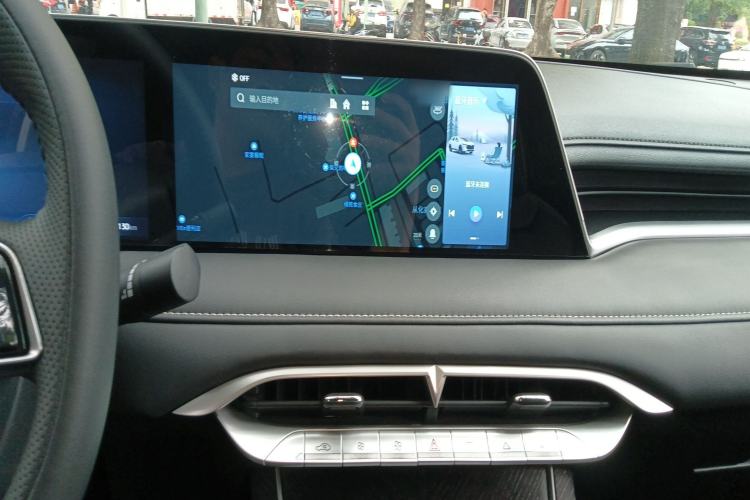 Used Venucia V DD-i 2023 60km iD Version
