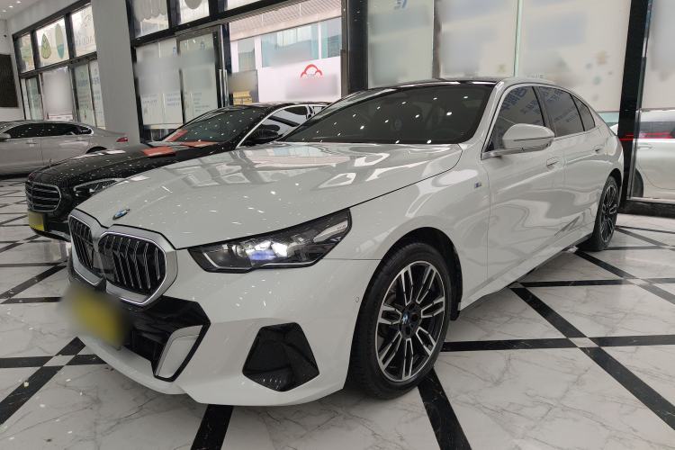 Used BMW 5 Series 2024 530Li Leading Model M Sport Package