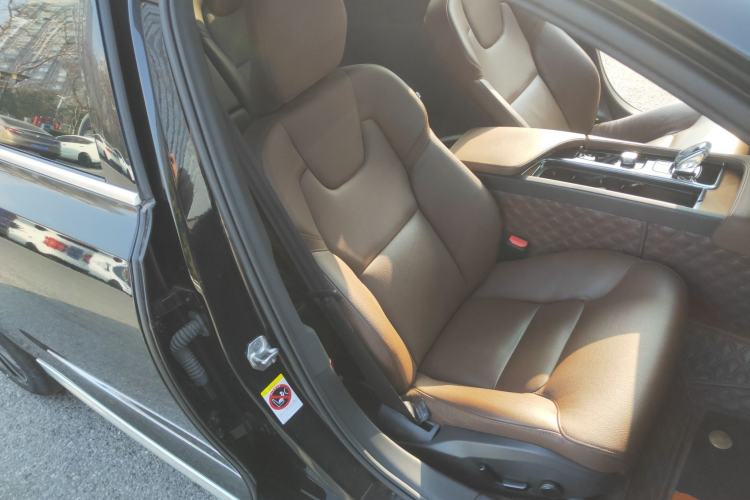 Used Volvo S90 2022 B5 Zhiyi Luxury Edition