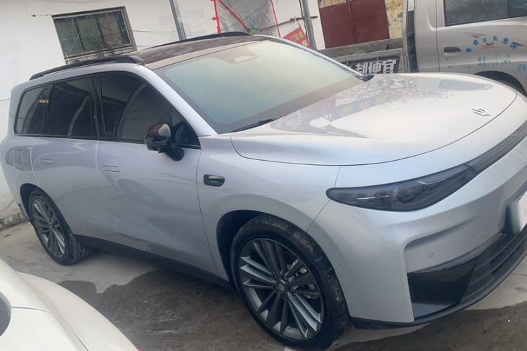 Used Leapmotor C16 2024 Range-Extended 200 Luxury Edition
