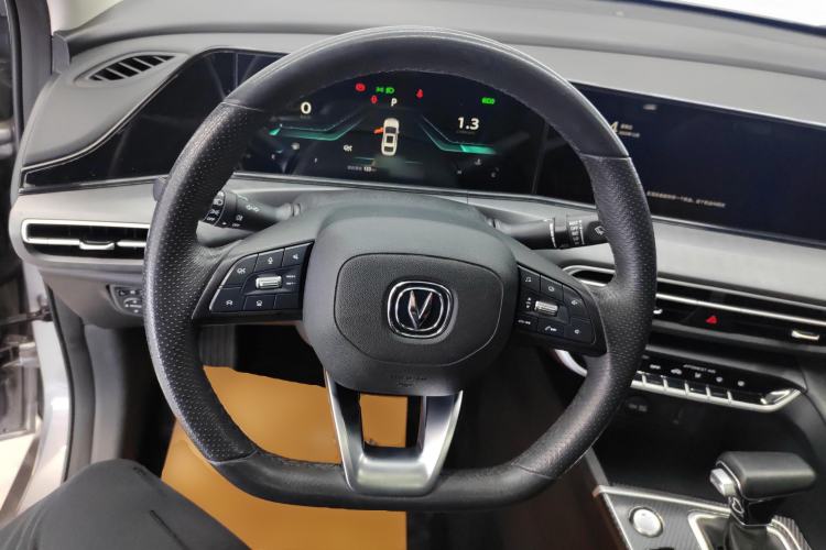 Used Changan Eado 2021 PLUS Blue Whale NE 1.4T GDI DCT Flagship Model
