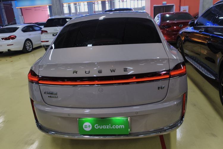 Used Roewe M7 DMH 
