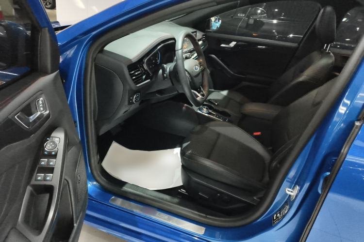 Used Ford Focus 2021 Hatchback EcoBoost 180 Automatic ST Line
