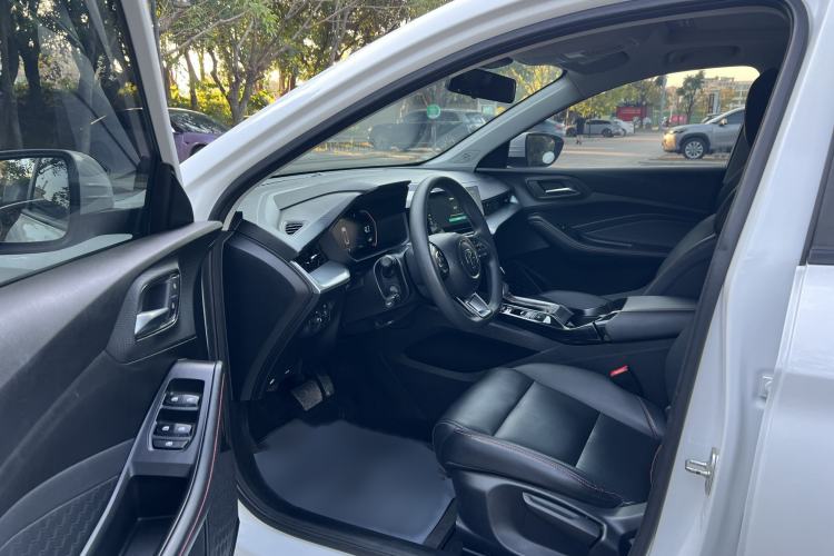 Used MG 5 2021 Revised Version 180 DVVT CVT Youth Luxury Edition
