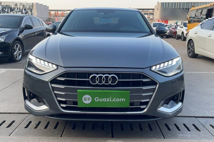 Used Audi A4L 2022 40 TFSI Stylish and Elegant Edition
