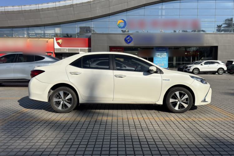 Used Toyota Levin 2017 Revised Dual-Engine 1.8H V E-CVT Luxury Edition China V Standard