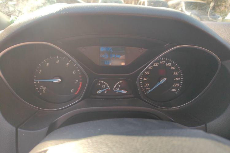 Used Ford Focus 2012 Sedan 1.6L Automatic Fashion Edition