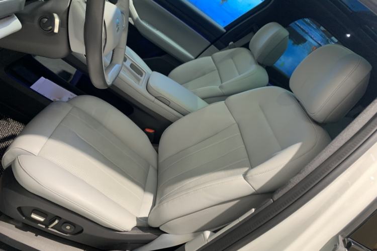 Used Nio ES8 2023 75 kWh Executive Edition