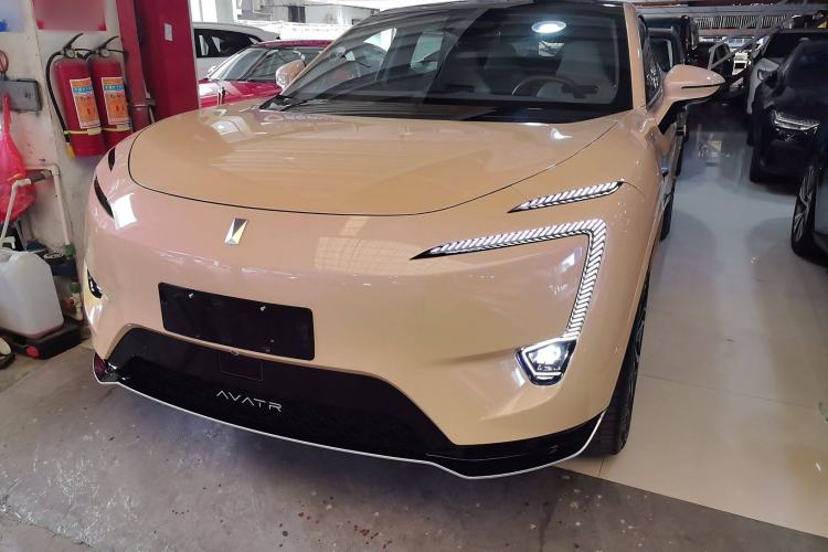 Used  11 2024 630 Rear-Wheel Drive Edition with Three Lasers
