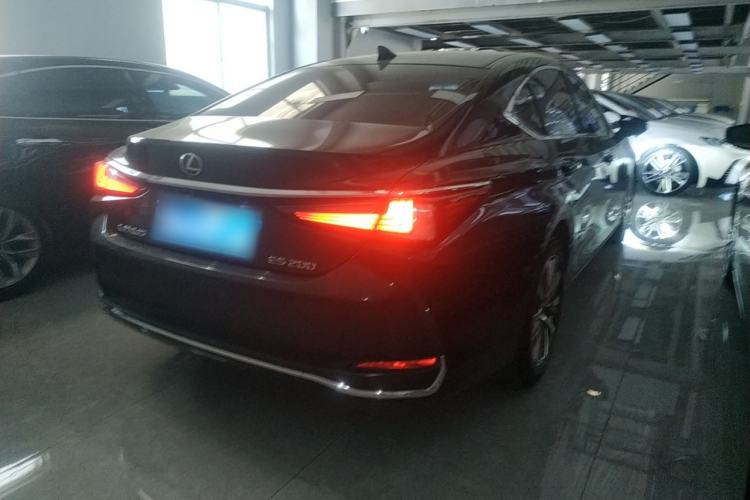 Used Lexus ES 2020 200 Luxury Edition
