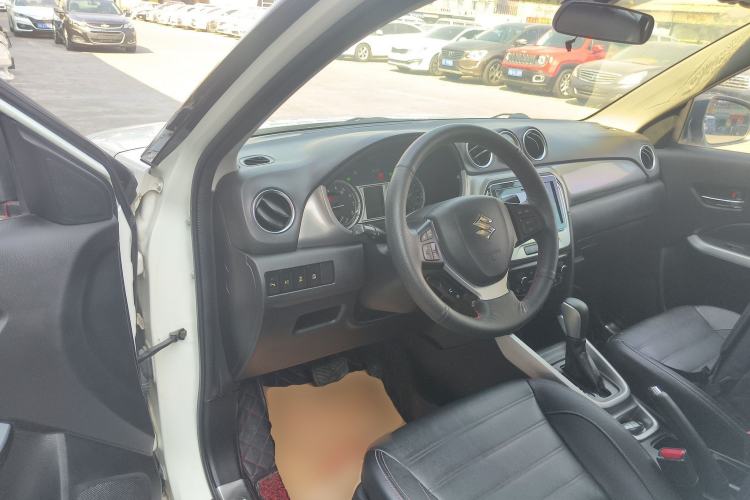 Used Suzuki Vitara 2016 1.4T Automatic Two-Wheel Drive Luxury Version
