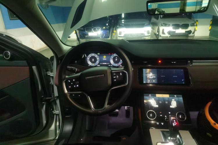 Used Land Rover Range Rover Evoque 2023 Aurora L 249 PS Luxury Edition