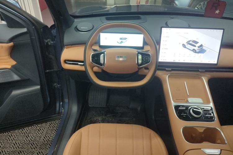 Used  Galaxy Xingjian 7 EM-i 2025 120km Flagship Edition
