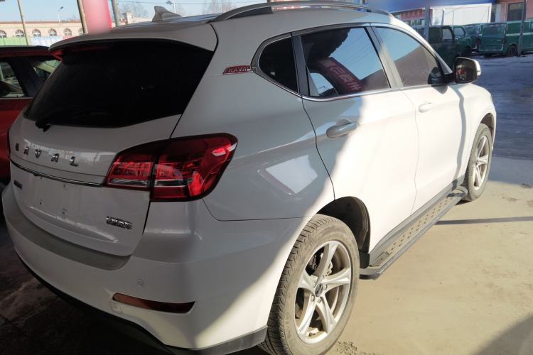 Used Haval H2 2018 Chuanxiang Edition Red Badge 1.5T Manual Two-Wheel Drive Fashionable Model