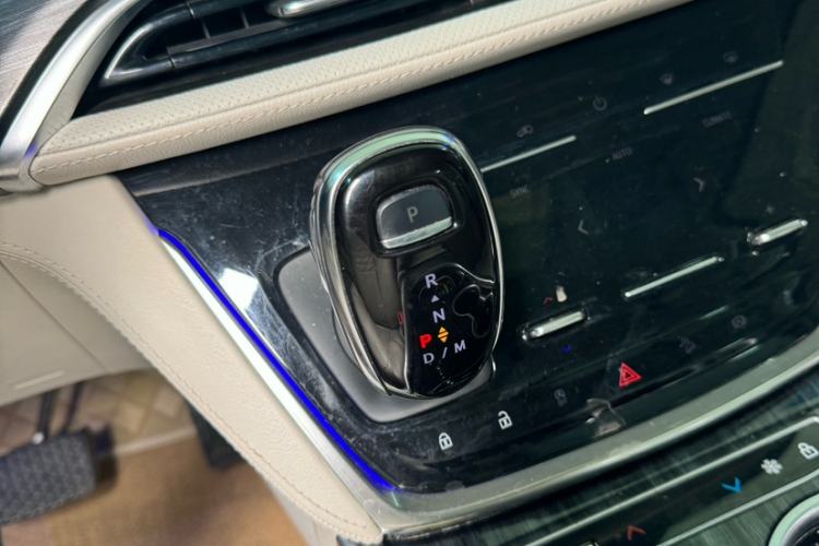 Used Buick GL8 2023 ES Lu Zun Comfort Model
