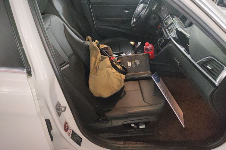 Used BMW 3 Series 2017 320Li Fashion Model
