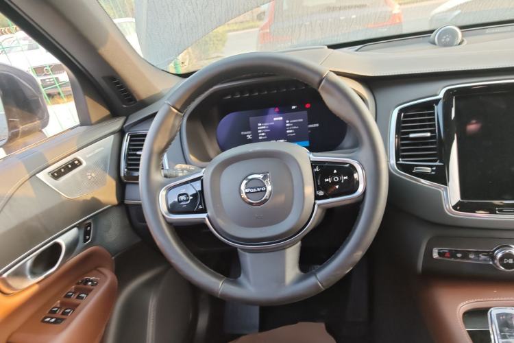 Used Volvo XC90 New Energy 2024 T8 Luxury Flagship 7-Seater