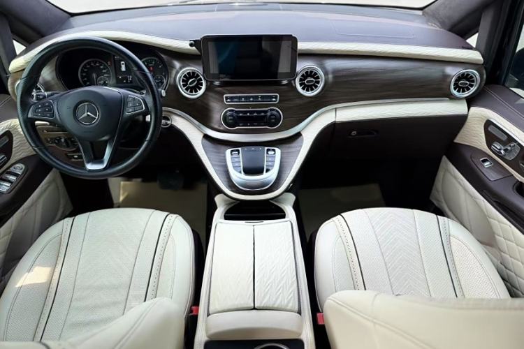 Used Mercedes-Benz Vito 2021 2.0T Business Version 7 Seats