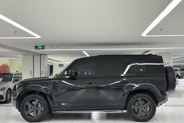 Used Land Rover Defender 2024 110 3.0T P400 X-DYNAMIC HSE
