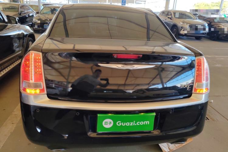 Used Chrysler 300C 2014 3.0L Excellence Edition
