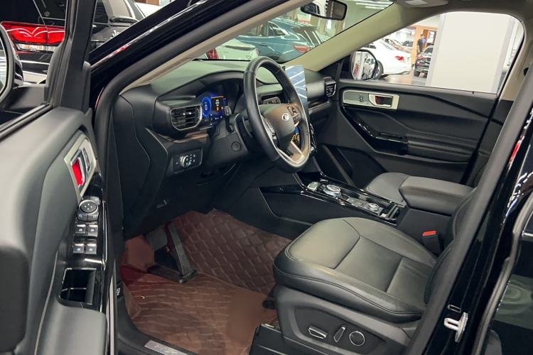 Used Ford Explorer 2020 EcoBoost 285 4x4 Titanium Edition 6 Seats
