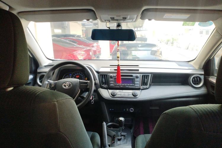 Used Toyota RAV4 2019 2.0L CVT Two-Wheel Drive Pioneer Edition China V Standard
