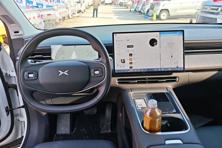 Used XPeng G6 2025 625 Long-Range Max Flagship Edition
