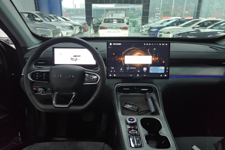 Used Chery Tiggo 8 PLUS 2025 290TGDI DCT Luxury 5-Seater
