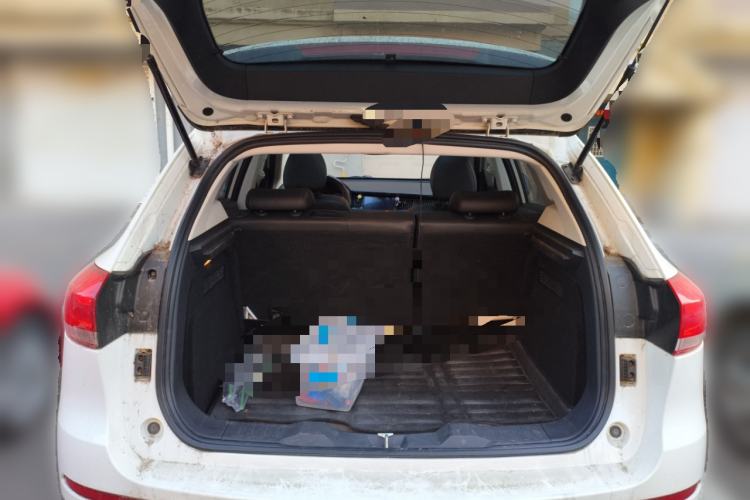 Used Haval H2s 2017 Red-Label 1.5T Dual-Clutch Luxury Model
