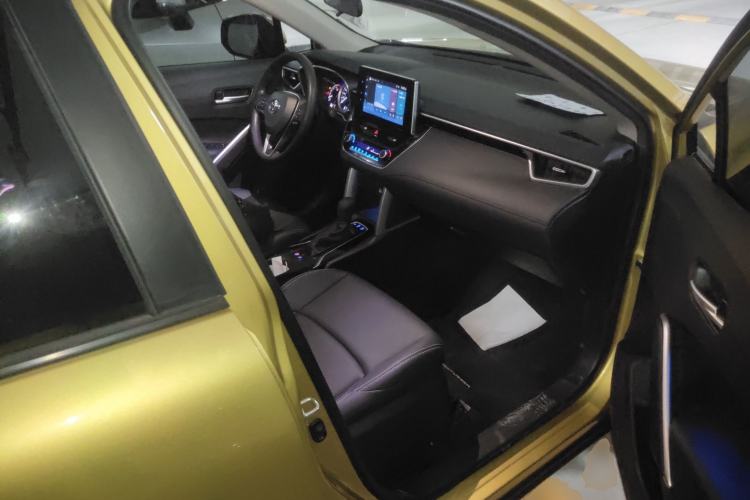 Used Toyota FRONTLANDER 2022 2.0L CVT Luxury PLUS Edition
