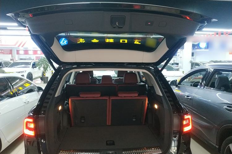 Used Hongqi HS7 2022 2.0T DCT Two-Wheel Drive Smart Connect Flagship Edition Seven Seats
